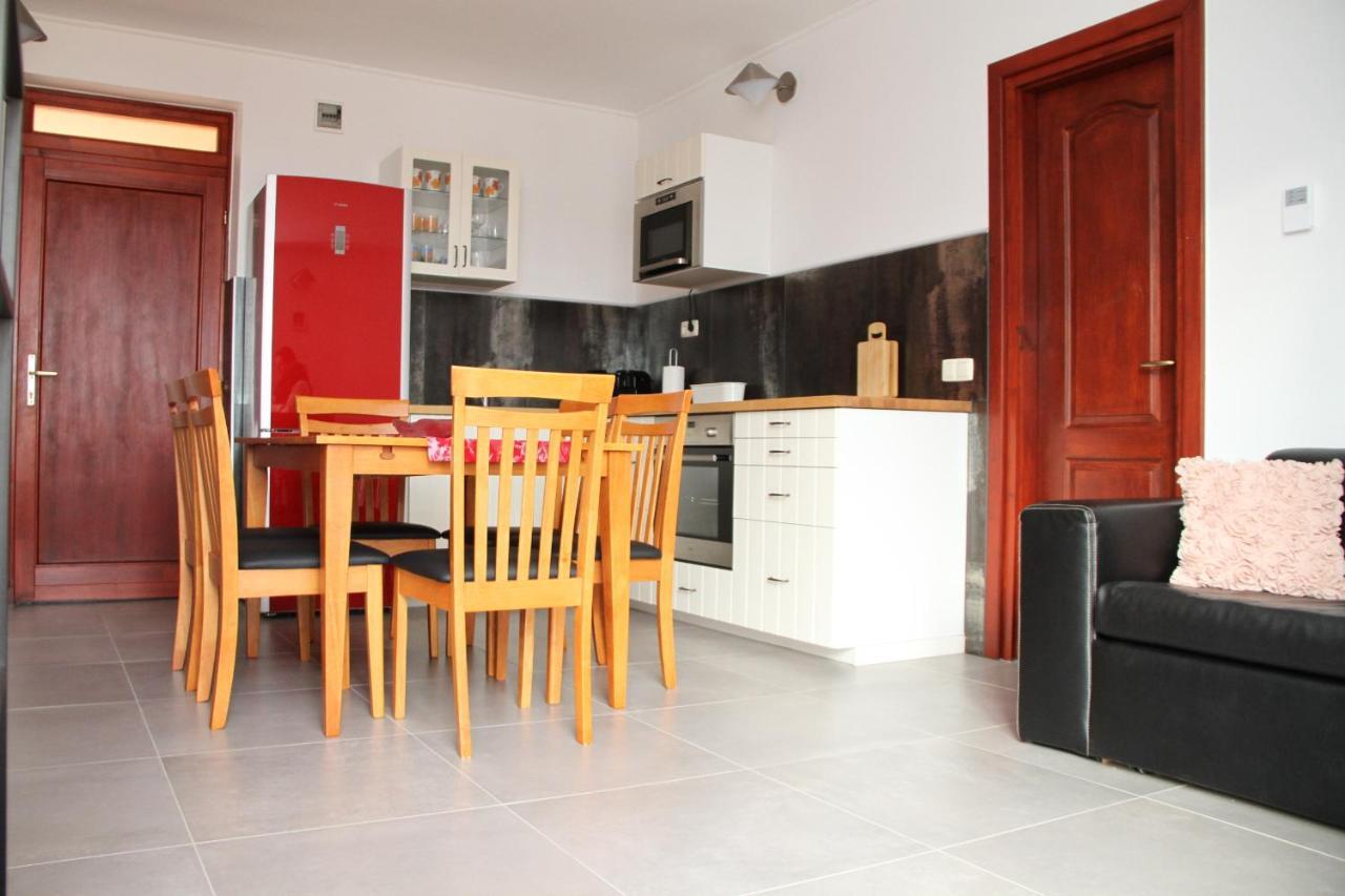 Simon Vendeghaz Balatongyoeroek Apartment Luaran gambar